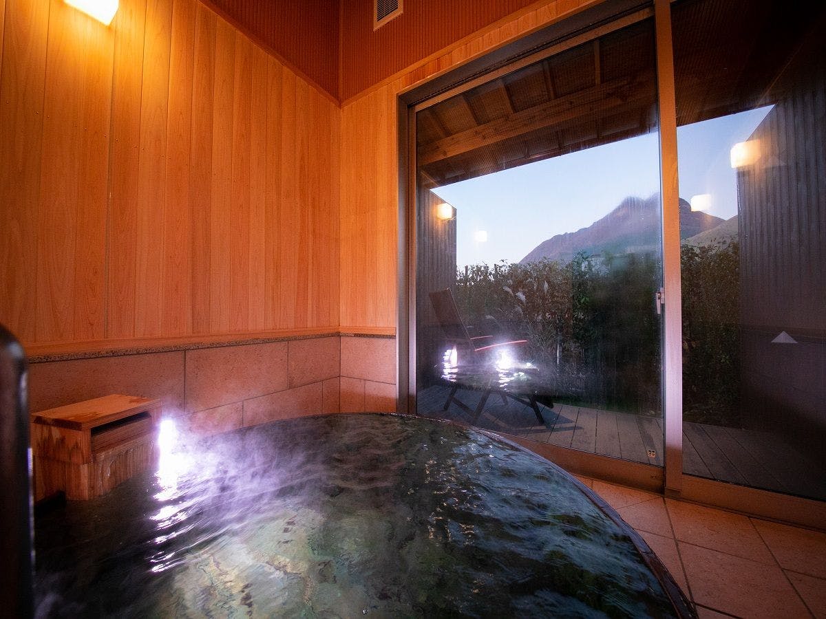 柚富の郷　彩岳館