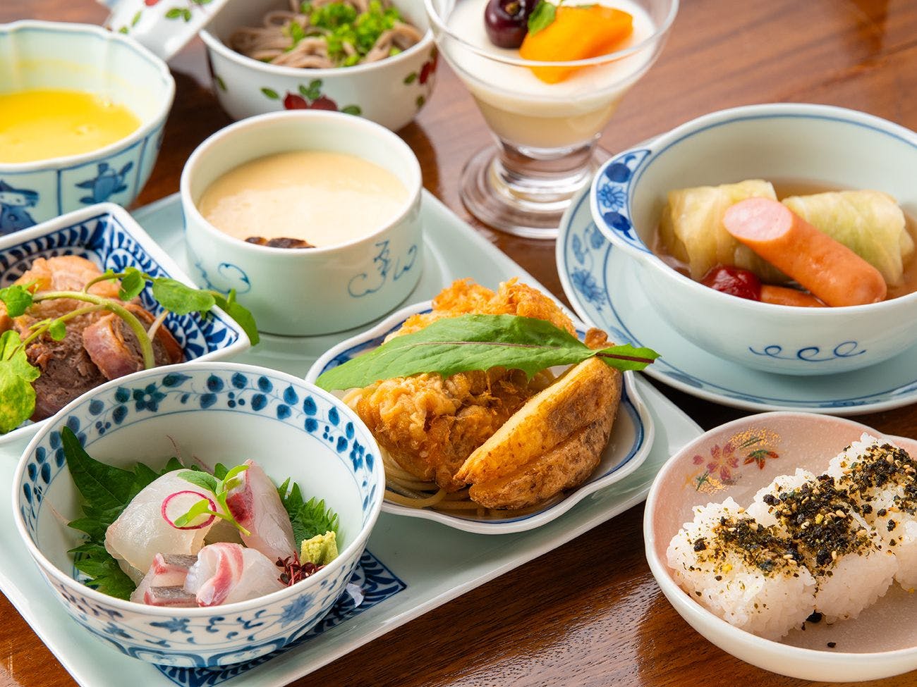 柚富の郷　彩岳館