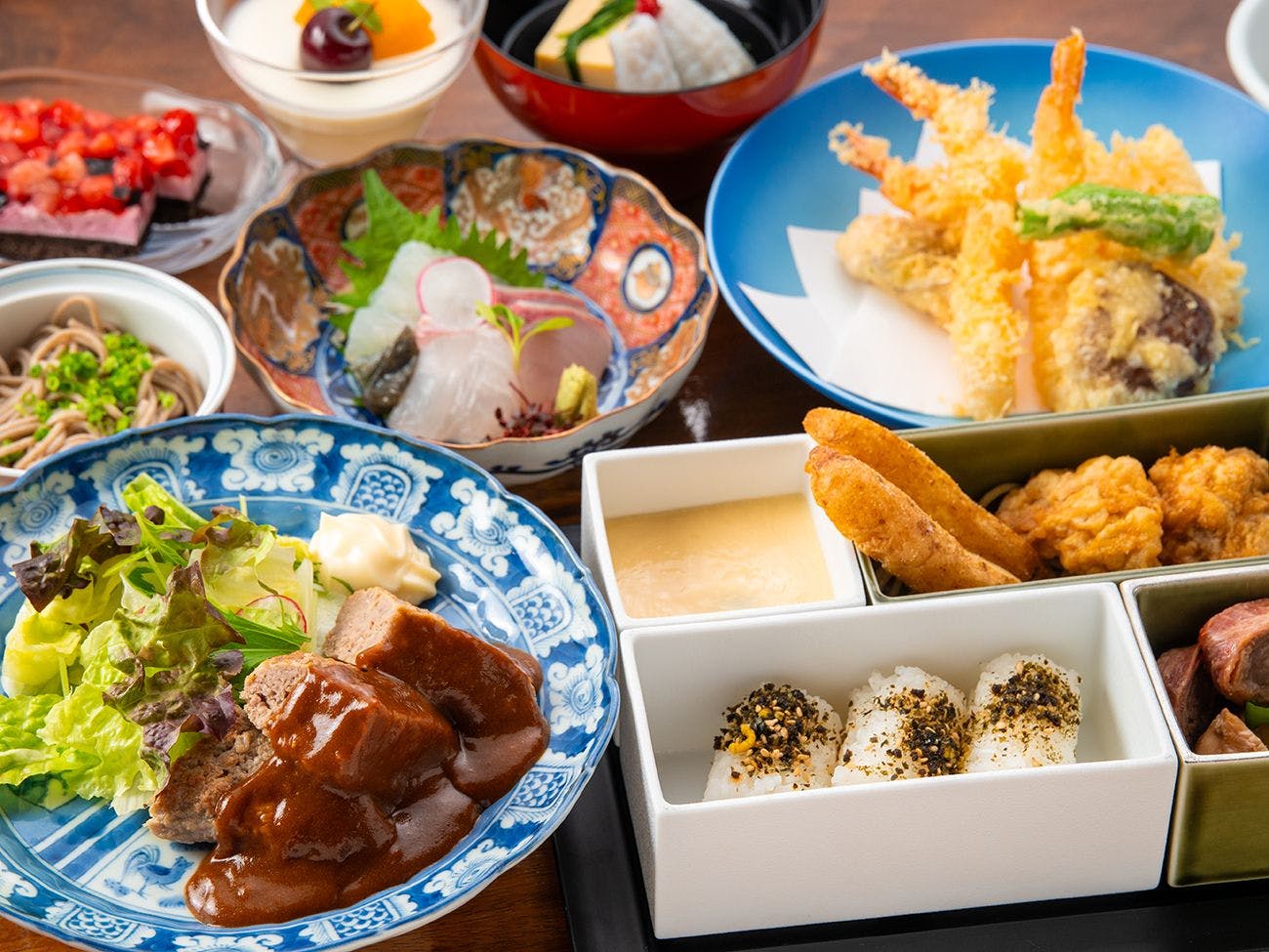 柚富の郷　彩岳館
