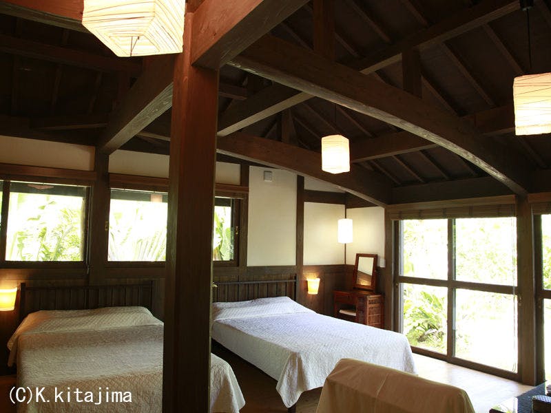 *【Bilik】Direka secara ringkas dengan gaya gassho-zukuri.