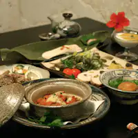 *Makan malam/ "Contoh hidangan kursus Okinawa kreatif"
