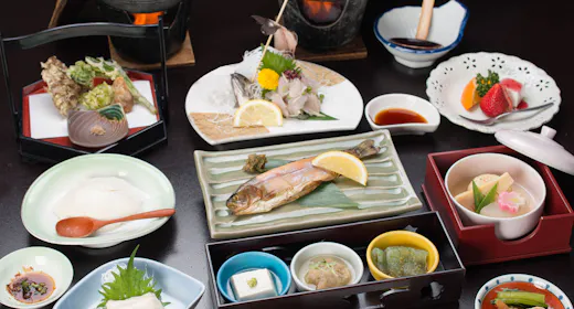 【上州牛陶板焼き】群馬のブランド肉と豊富に湧き出る源泉「水芭蕉の湯」を堪能!(2食付)