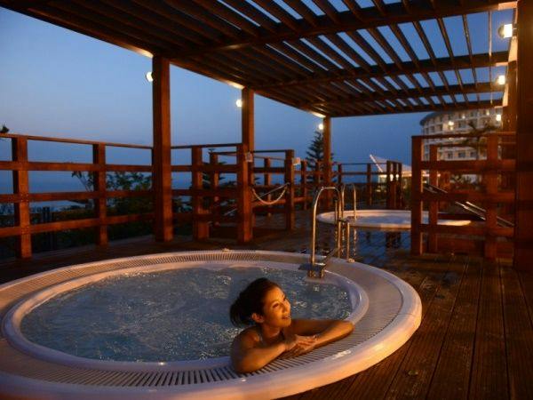 【当日17時迄受付OK】2連泊以上でエンジョイプラス特典付！和洋中ビュッフェ＆BBQから選べる夕食付