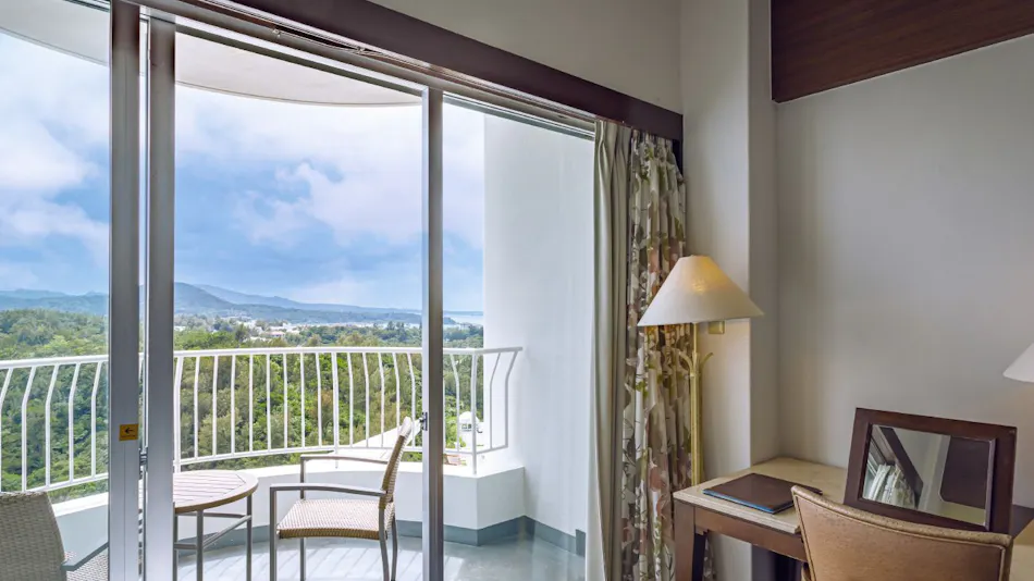 Okinawa Kariyushi Beach Resort Ocean Spa