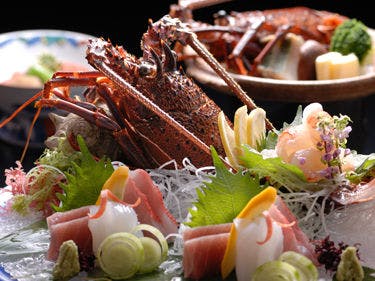 厳選素材　伊勢海老　鮑　金目鯛　献立