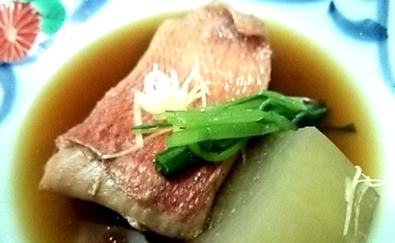 伊豆大島を正面に臨む宿　熱川館
