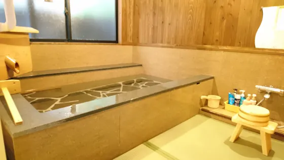 사랑 - 천 - 용 - 제 실내 욕조