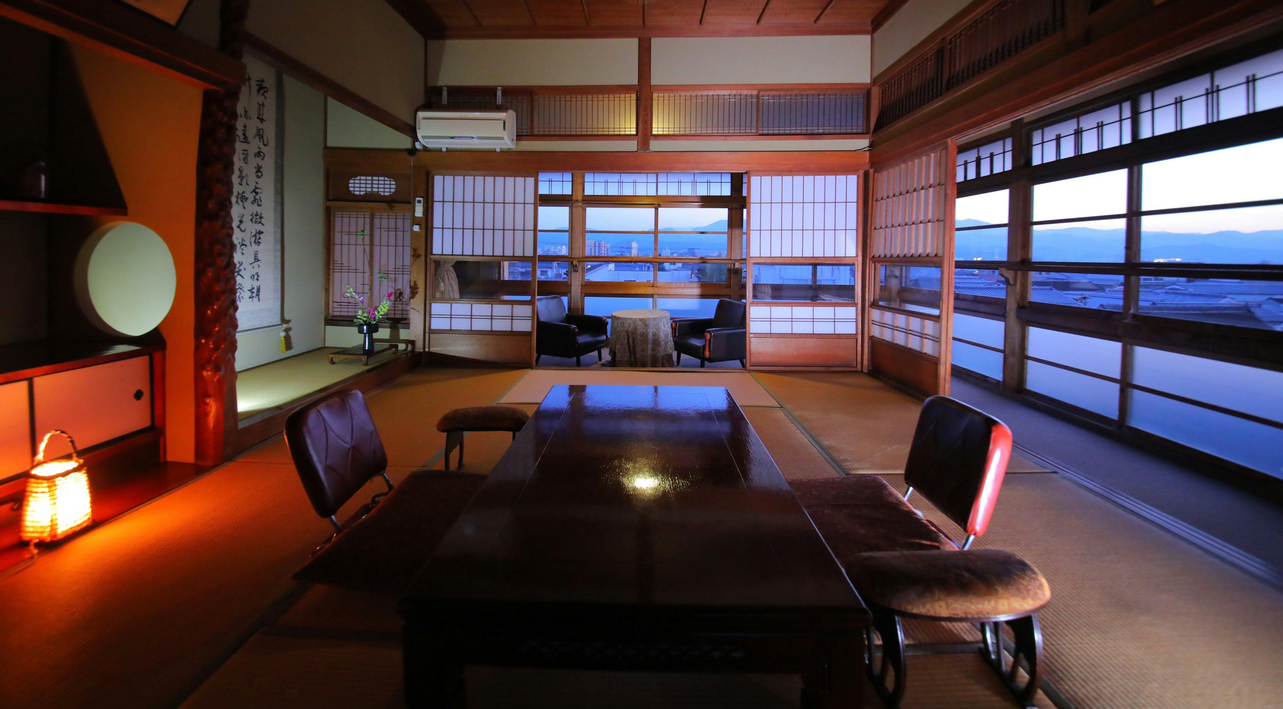 伯亭　若の屋