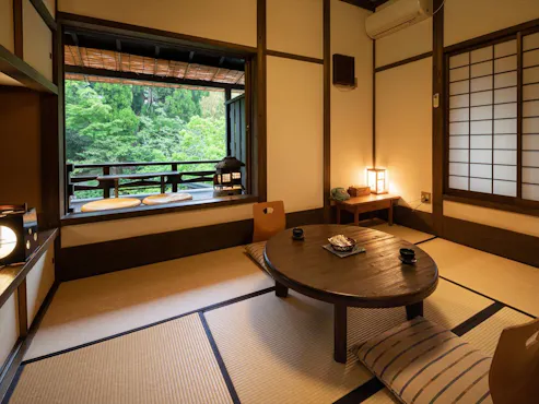 ロフト付き和洋室【月】