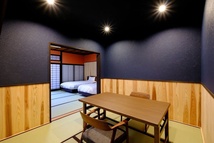 【禁煙】【2F客室】【シモンズベッド（ツイン）（トイレ付）のサムネイル画像