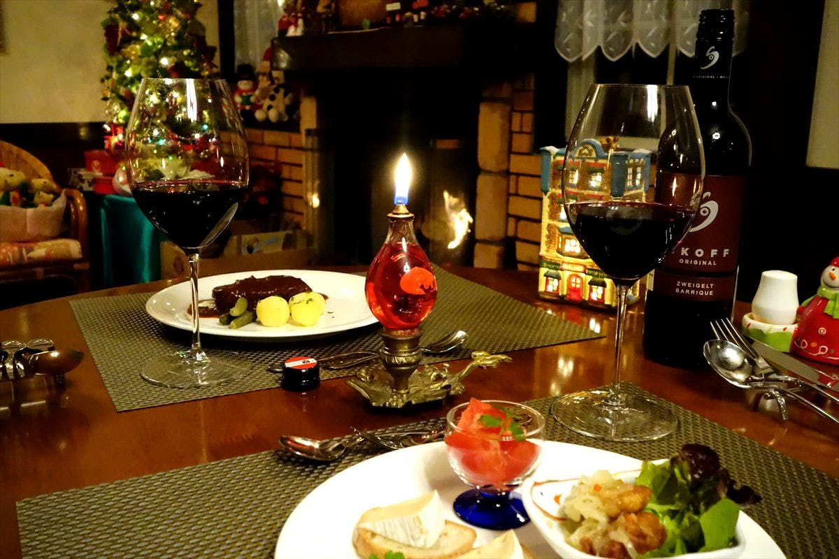 美味しいワインやお酒と共に・・・