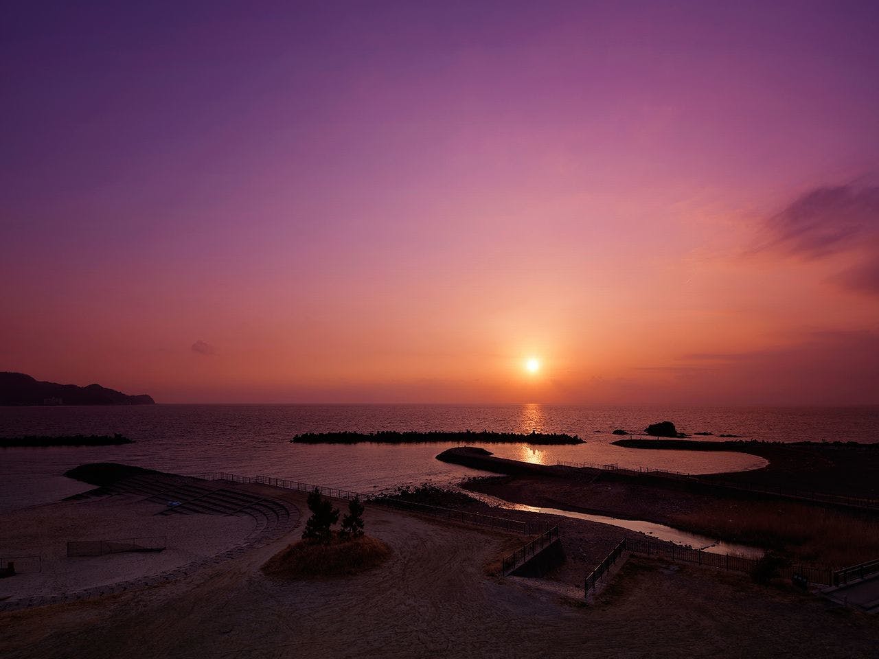 Nishi-Izu Koshihari Onsen Akaneiro no Umi Arujisu