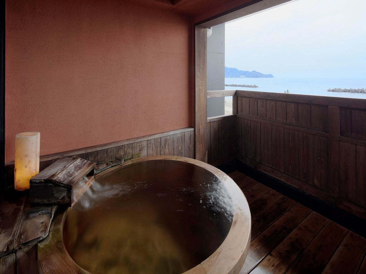 西伊豆小土肥温泉　茜色の海　あるじ栖