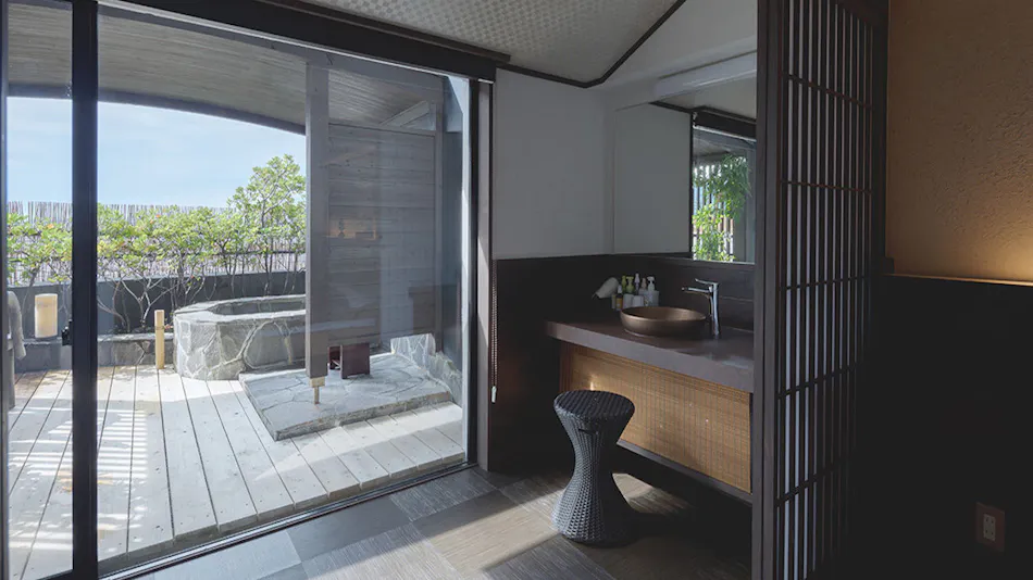 Nishi-Izu Koshihari Onsen Akaneiro no Umi Arujisu