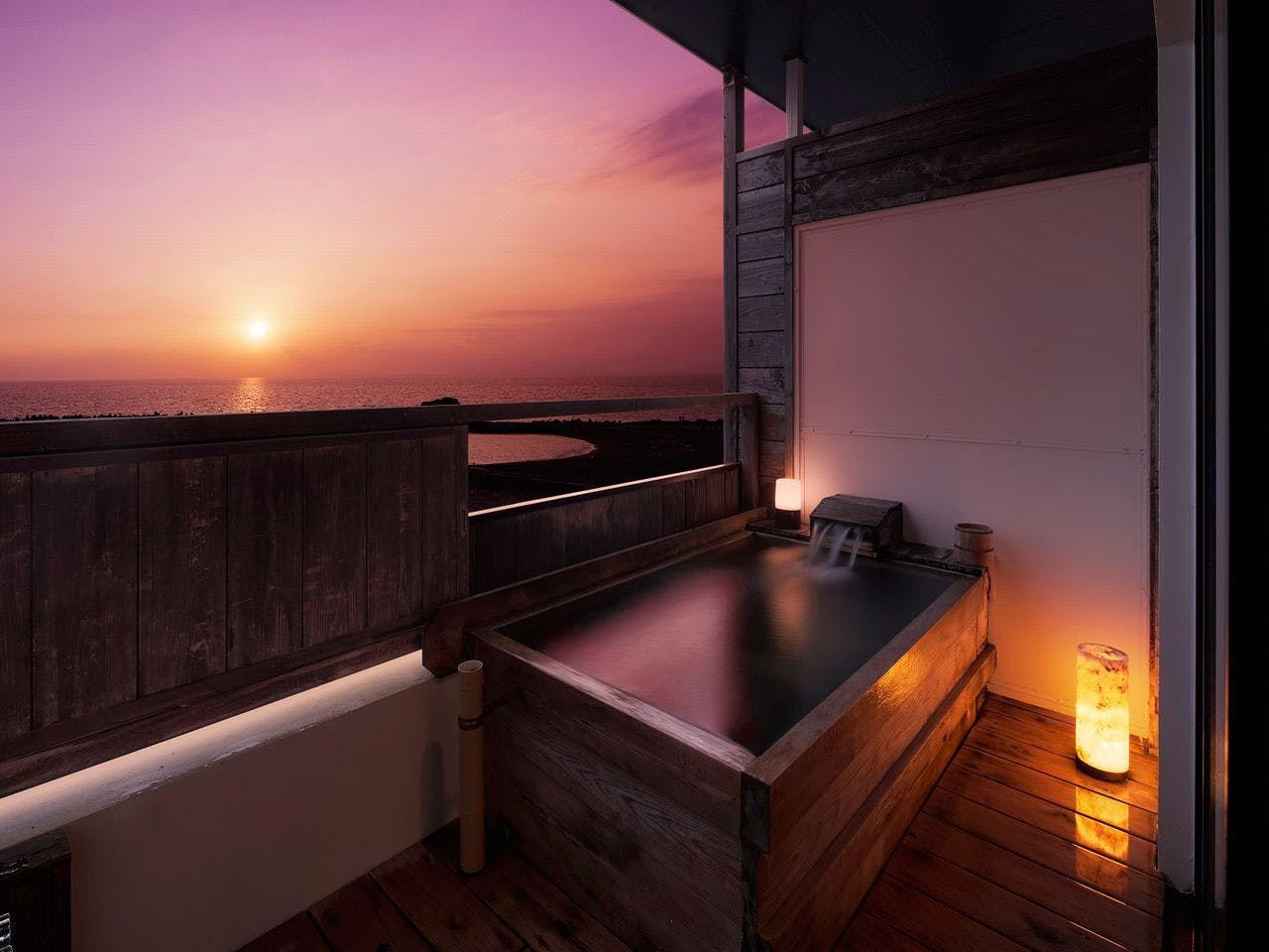 12120910.jpg?auto=compress,