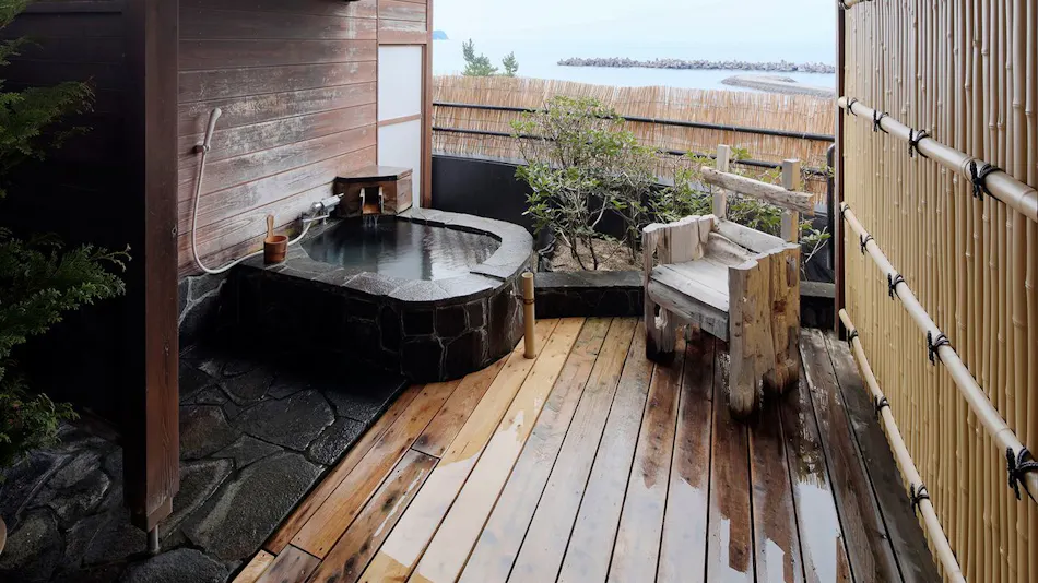 Nishi-Izu Koshihari Onsen Akaneiro no Umi Arujisu