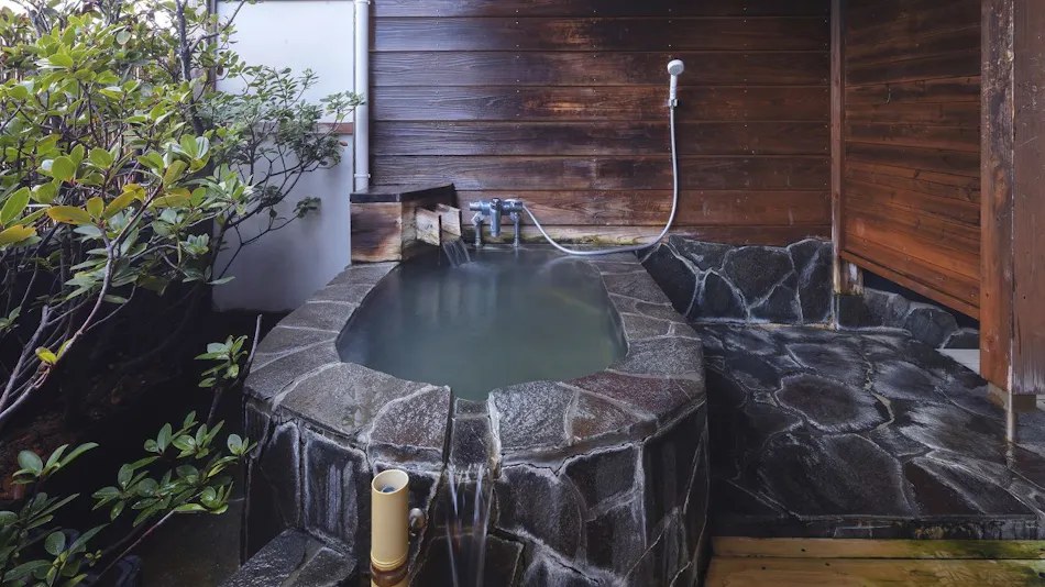 Nishi-Izu Koshihari Onsen Akaneiro no Umi Arujisu
