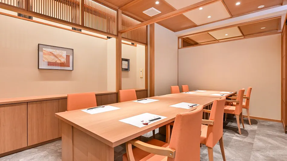 Inatori Tokai Hotel Yuen: A Scenic Hot Spring and Seafood Feast Inn