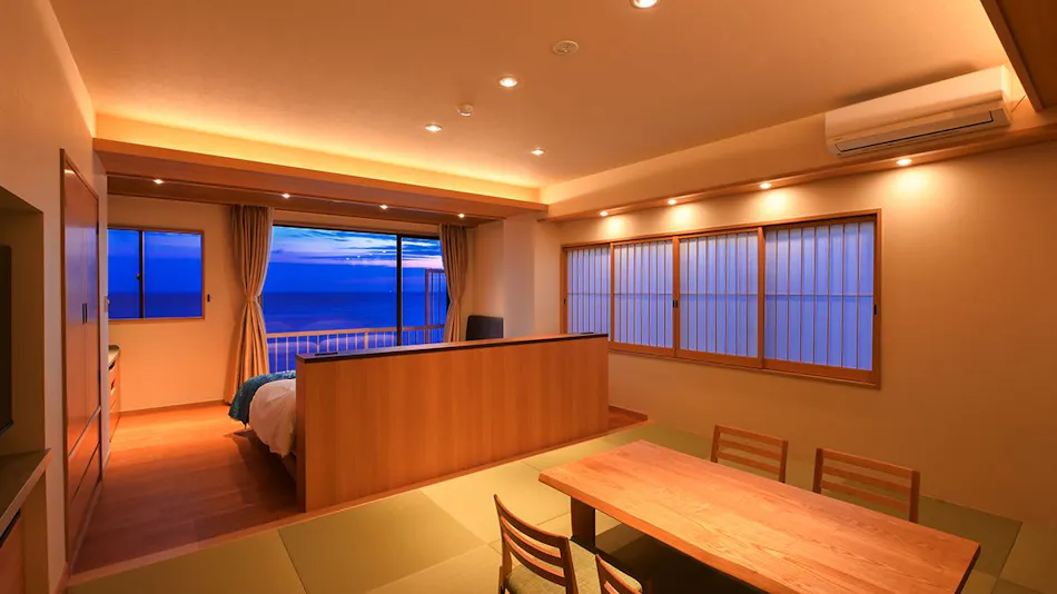 Inatori Tokai Hotel Yuen: A Scenic Hot Spring and Seafood Feast Inn