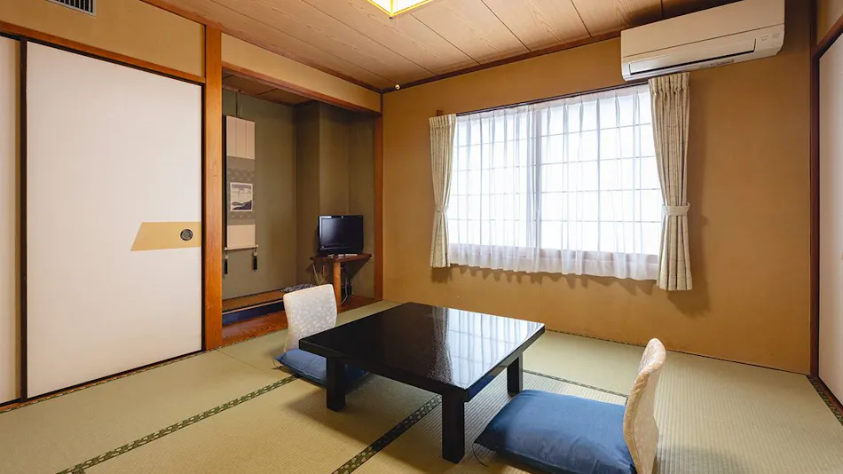 Inatori Tokai Hotel Yuen: A Scenic Hot Spring and Seafood Feast Inn