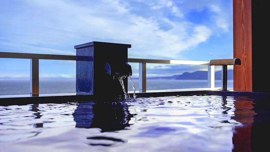 Inatori Tokai Hotel Yuen: A Scenic Hot Spring and Seafood Feast Inn