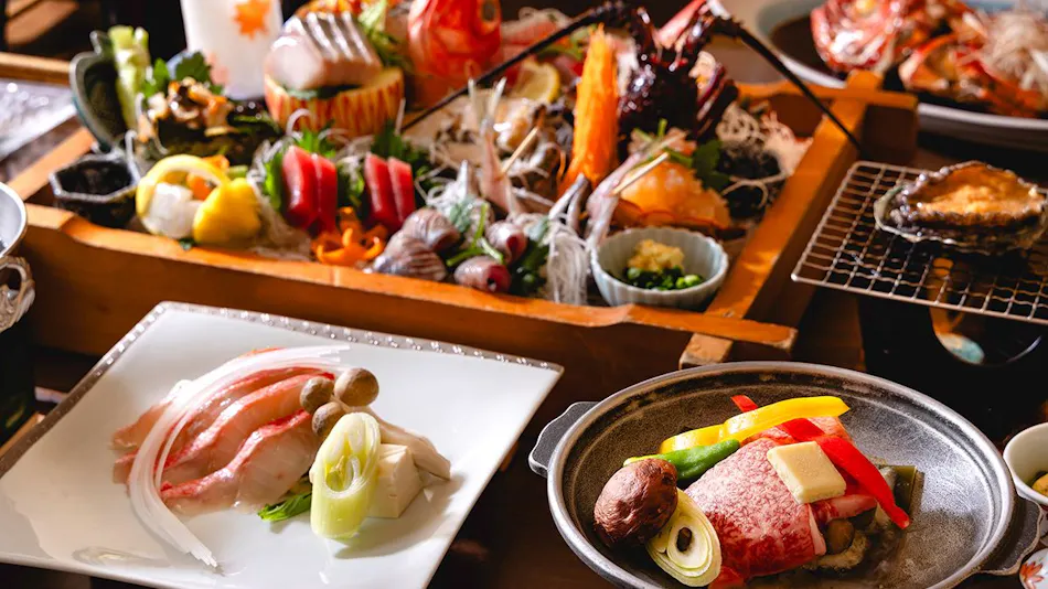 Inatori Tokai Hotel Yuen: A Scenic Hot Spring and Seafood Feast Inn