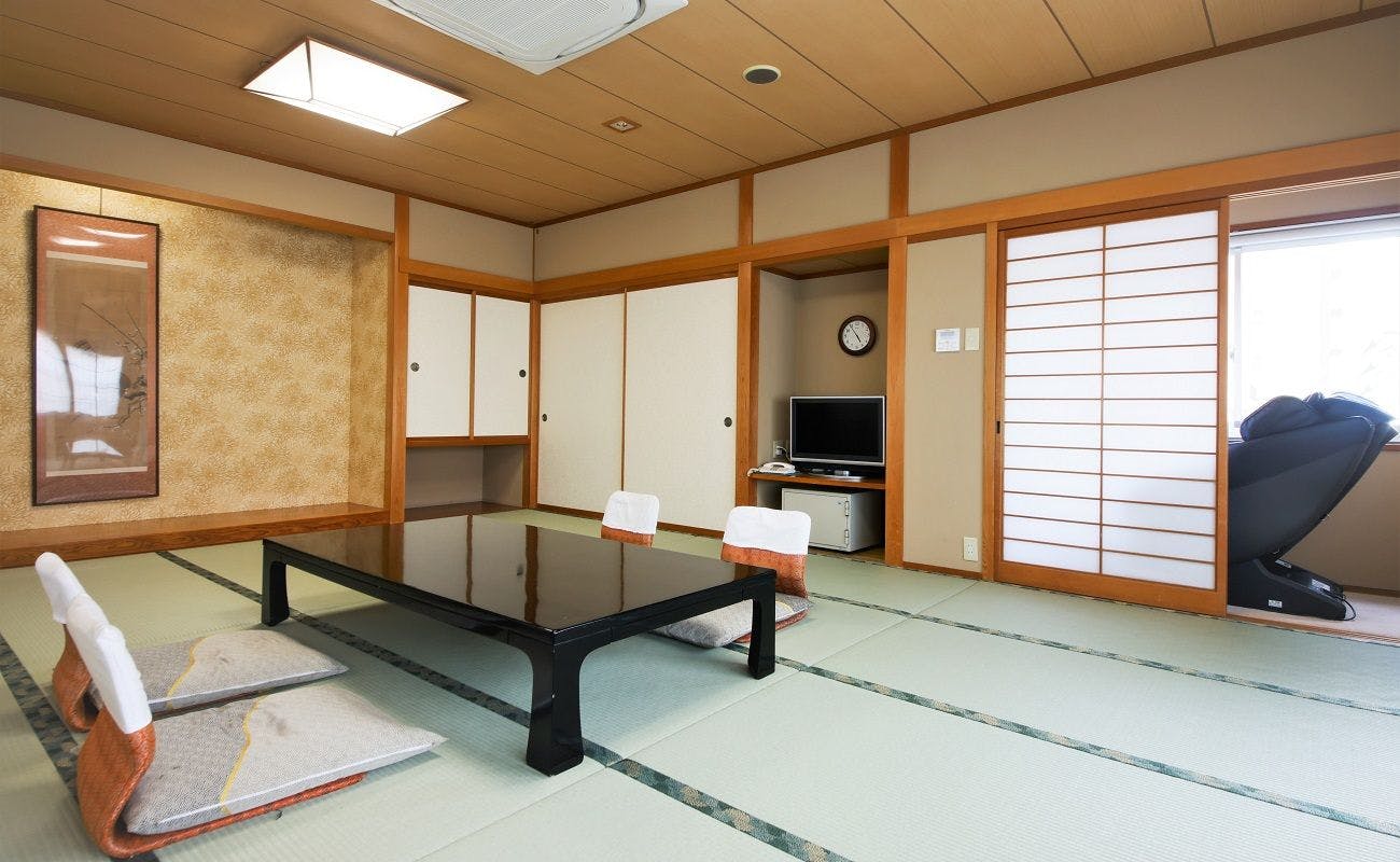 いこい亭　菊萬