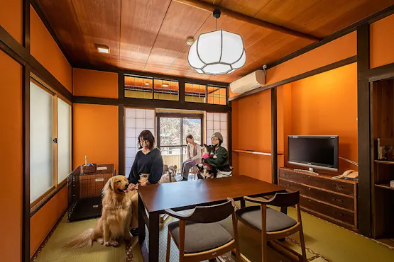 อนุญาตให้นำสัตว์เลี้ยงเข้าพักได้ ห้องพักสไตล์ญี่ปุ่นและตะวันตกพร้อมอ่างอาบน้ำออกซิเจน (ปลอดบุหรี่)