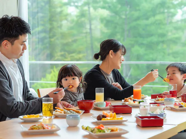 【基本プラン】旬の味覚と上質な温泉を滝の湯で!1泊2食付きビュッフェプラン