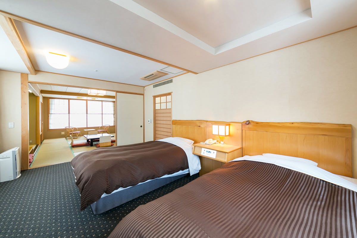 【蓼科グランドホテル滝の湯】