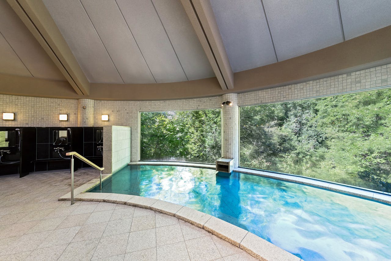 【蓼科グランドホテル滝の湯】温泉大浴場