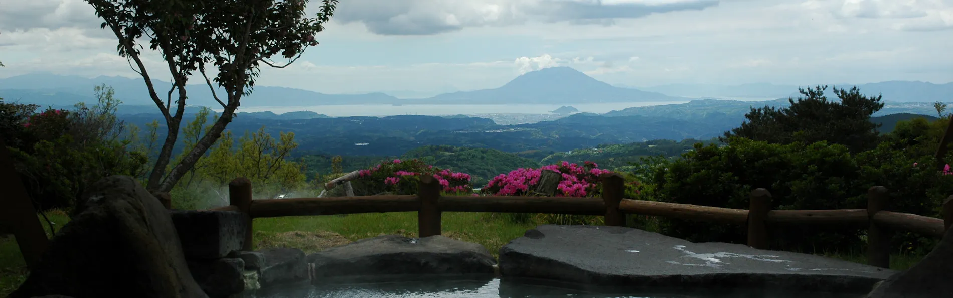 旅行人山荘