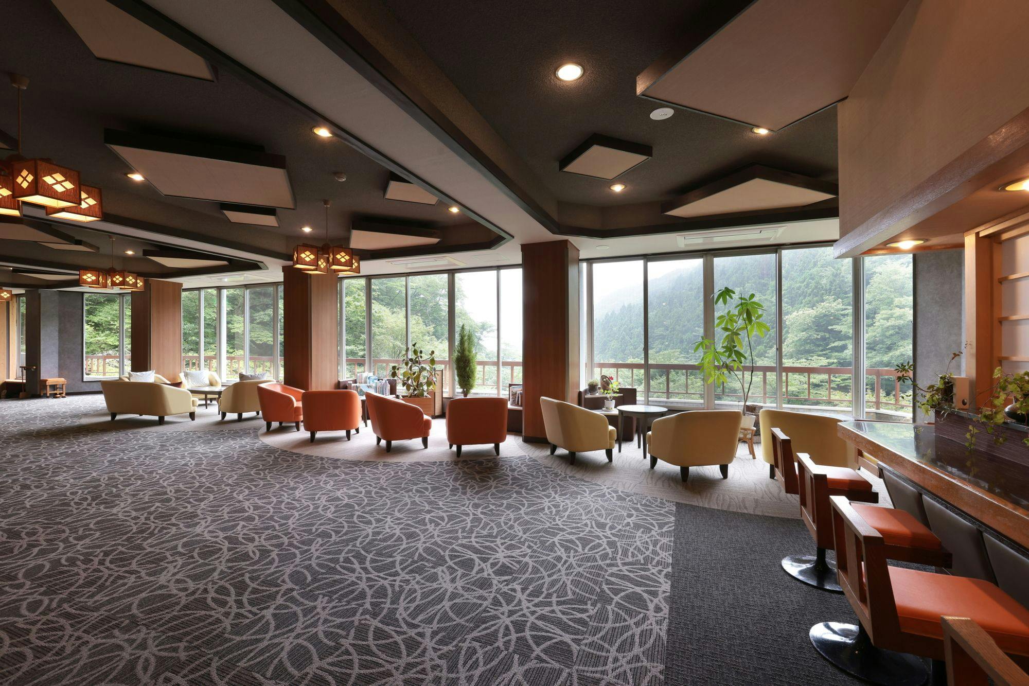 【施設】昼間の展望ロビー