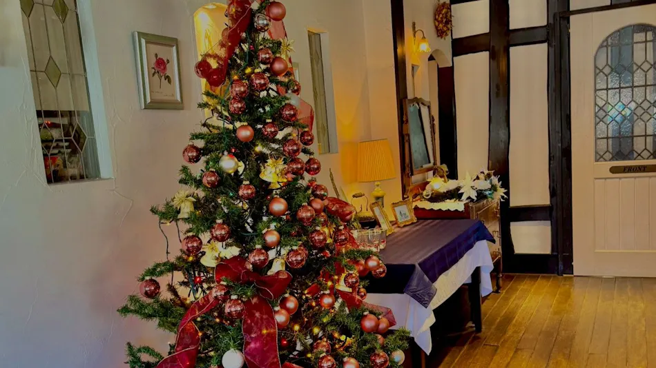 Petit Hotel & Restaurant Old Age