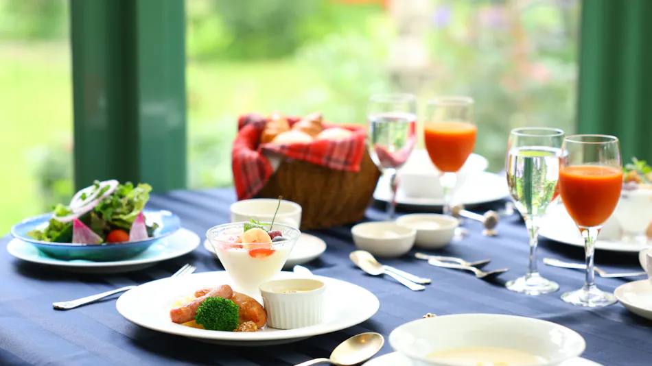 Petit Hotel & Restaurant Old Age