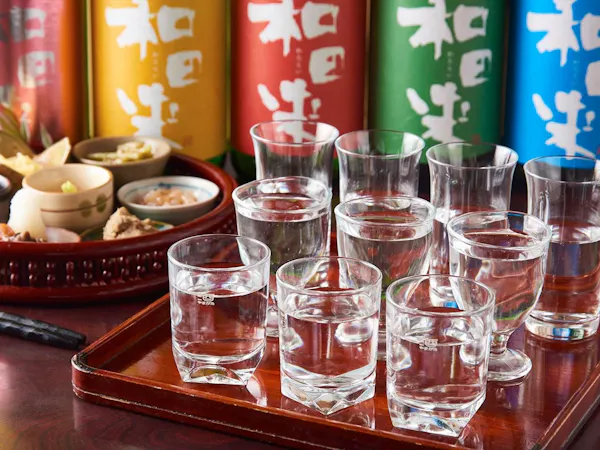 【とことん日本酒10種飲比べ】うまい地酒を料理と共に!(2食付)