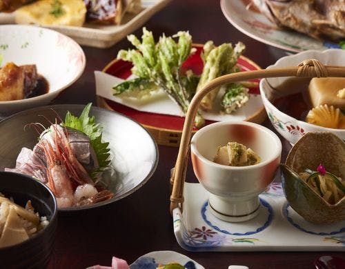 夕食は季節で変わります。お楽しみに