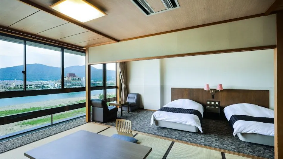 Nagaragawa Onsen Hotel Park