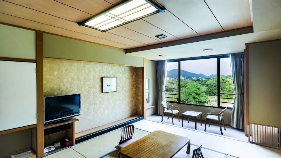 Nagaragawa Onsen Hotel Park
