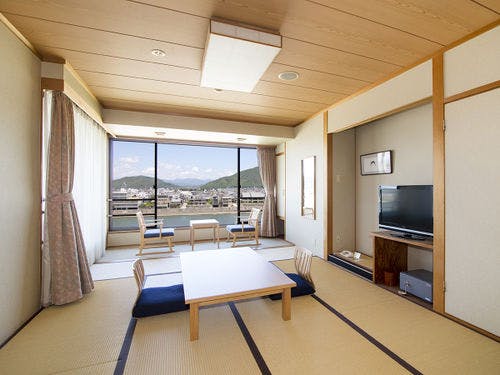 長良川一望の和室　10帖
