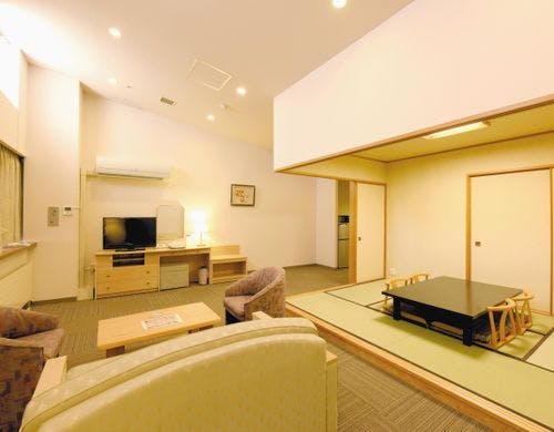 【リビング付和室6畳】