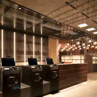 チェックインカウンター