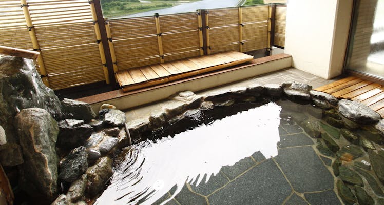 旧下市田学校校舎 露天風呂が人気の宿 お得に宿泊予約 Yahoo トラベル 旧下市田学校校舎 露天風呂が人気の宿 お得に宿泊予約 Yahoo トラベル