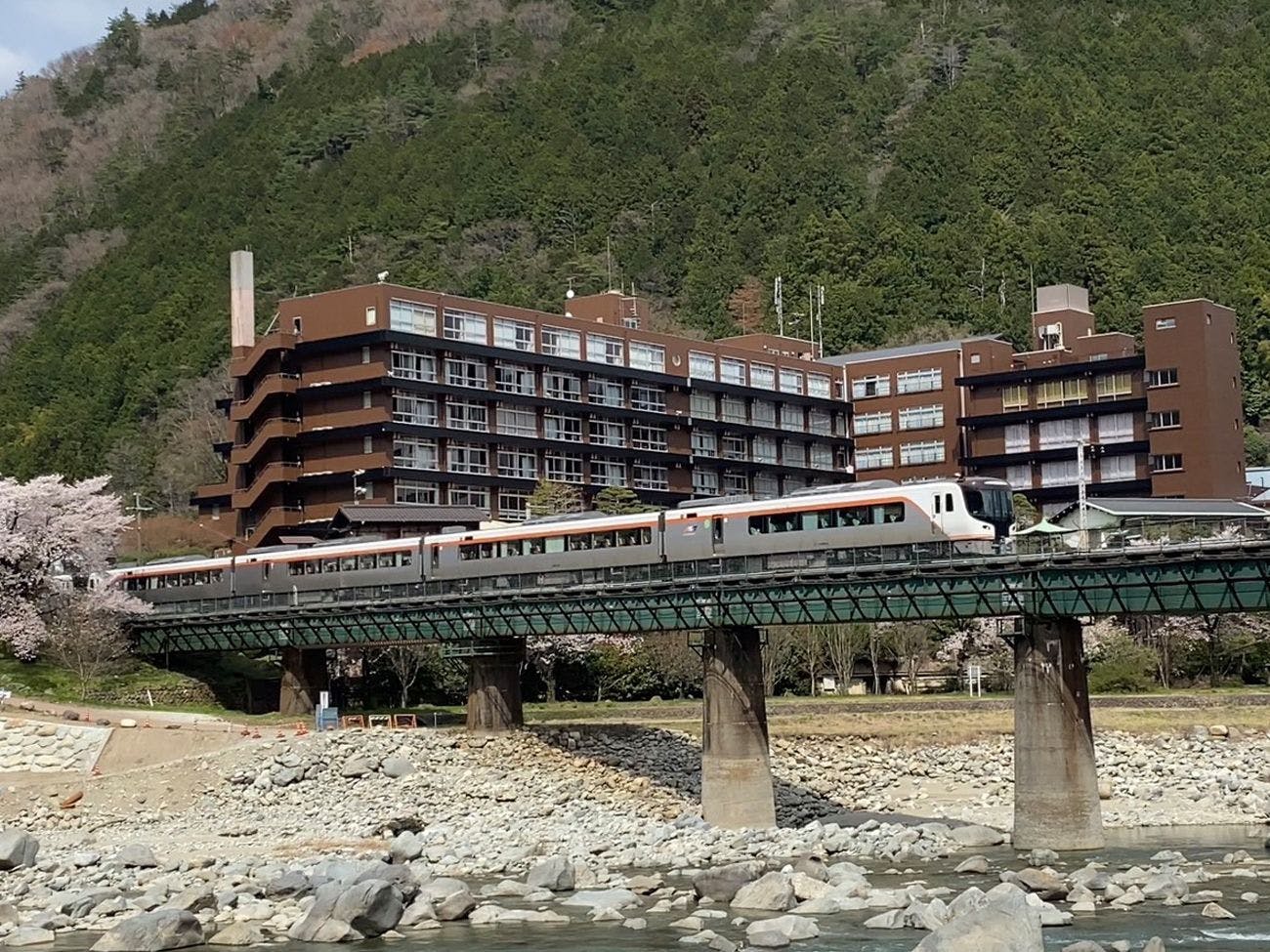 下呂温泉　望川館