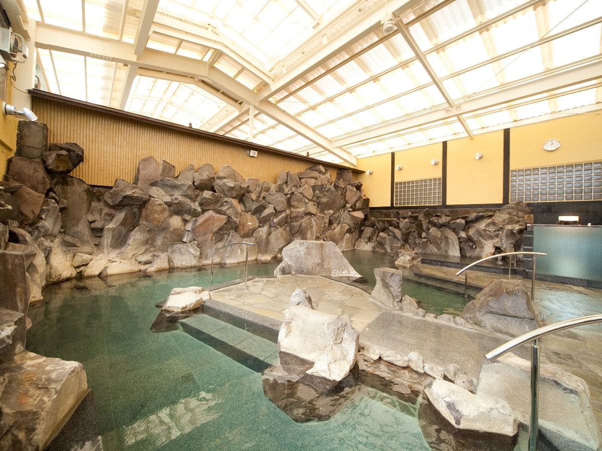 【大浴場】岩風呂