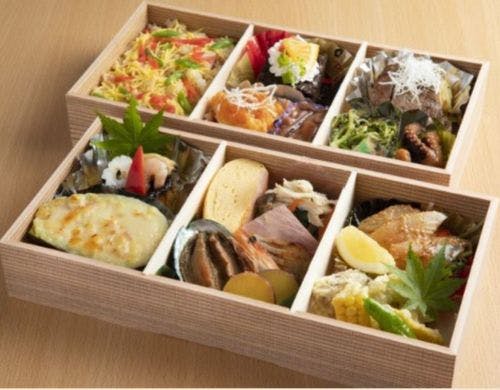 ご夕食は旬彩弁当！