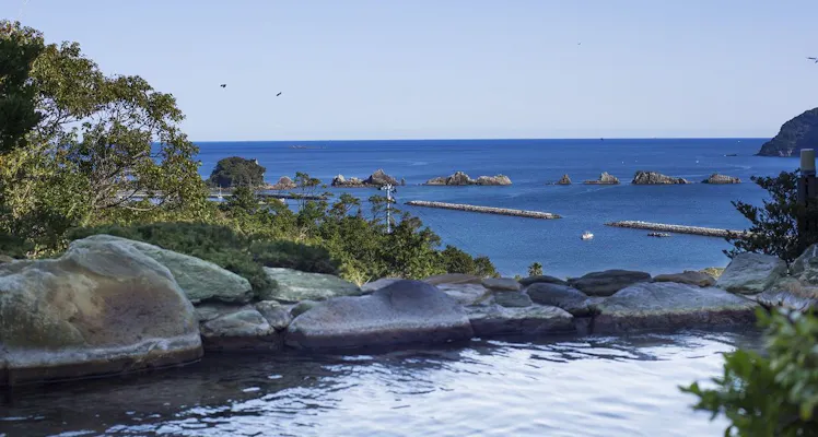 ムスタファ ケマル アタテュルク騎馬像 露天風呂が人気の宿 宿泊予約は 一休 Com ムスタファ ケマル アタテュルク騎馬像 露天風呂が人気の宿 宿泊予約は 一休 Com