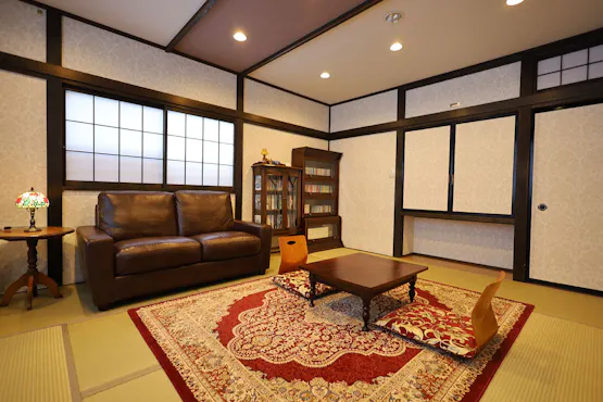 ชั้น 2 อาคารหลัก 【เก็กกะ】