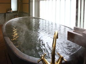 源泉の一軒宿　ふくみつ華山温泉