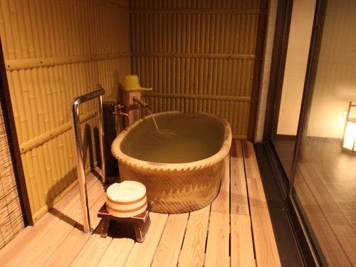 露天風呂付和室モダンルーム60平米